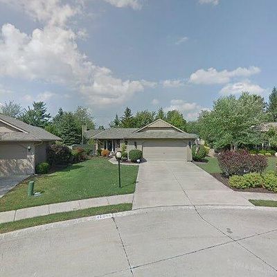 21348 Timber Oak Ct, Strongsville, OH 44149
