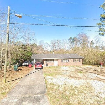 2166 Ollie Dr, Macon, GA 31217