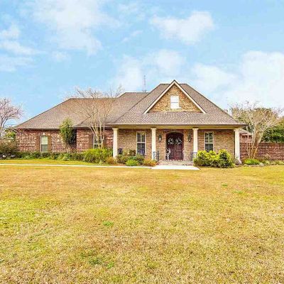 217 Bellingrath Dr, Houma, LA 70360