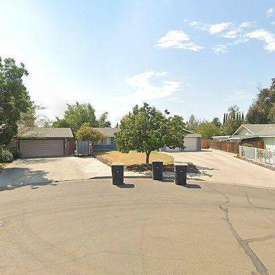 1749 S Clark St, Visalia, CA 93292