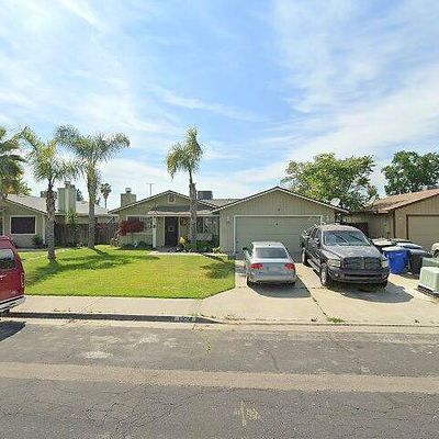 1834 Harding Ave, Hanford, CA 93230