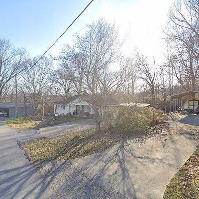 251 Asheville Ave, Mount Carmel, TN 37645