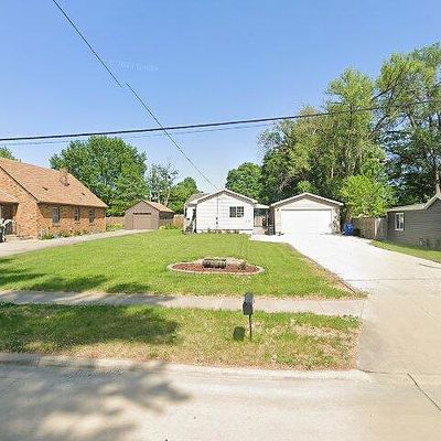 2206 44 Th St, Moline, IL 61265