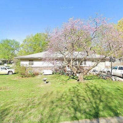 223 S Debbie Ave, Republic, MO 65738