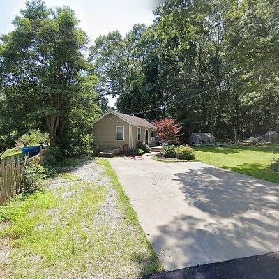 23 Willow St, Tiverton, RI 02878