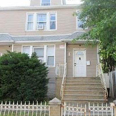 3115 102 Nd St, East Elmhurst, NY 11369