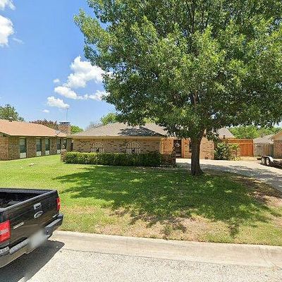 314 Ashland Ct, Gainesville, TX 76240