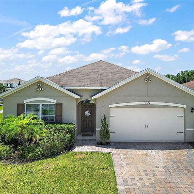 3324 Landing Vw, Tavares, FL 32778