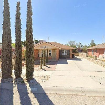 336 Barrel Cactus Dr, Horizon City, TX 79928