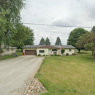 408 W Harrison St, Mentone, IN 46539