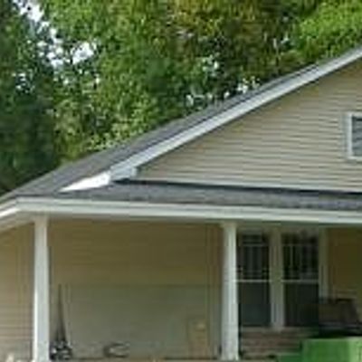 410 E Sycamore St, Bolivar, TN 38008