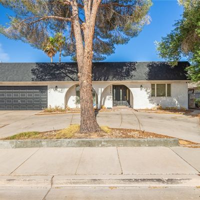 3644 Maria St, Las Vegas, NV 89121