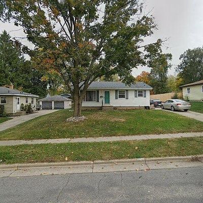 3734 Perry Ave Sw, Wyoming, MI 49519