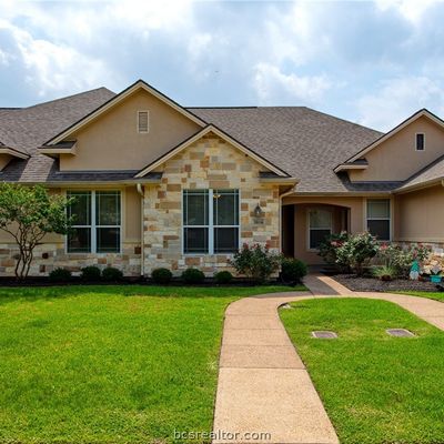 3816 Blackhawk Ln, College Station, TX 77845