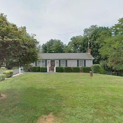 506 Ann Dr, Westminster, MD 21157
