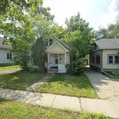 506 S Indiana Ave, West Bend, WI 53095