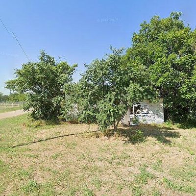 510 E Franklin Ave, Electra, TX 76360