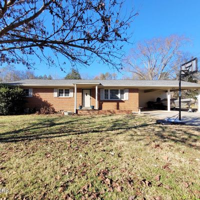 515 Riverside Dr, Clinton, TN 37716