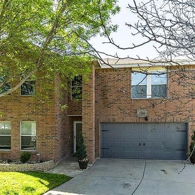 5205 New Castleton Ln, Fort Worth, TX 76135