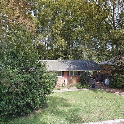 535 Woodland Hills Dr, Athens, GA 30606