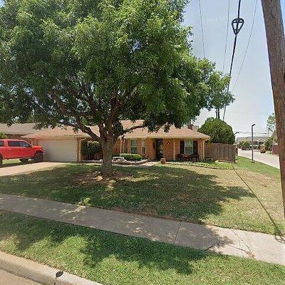 5526 Russell Dr, Wichita Falls, TX 76306