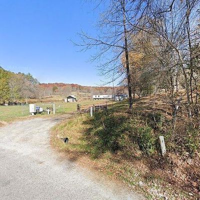 46 Old Cashes Valley Rd, Blue Ridge, GA 30513