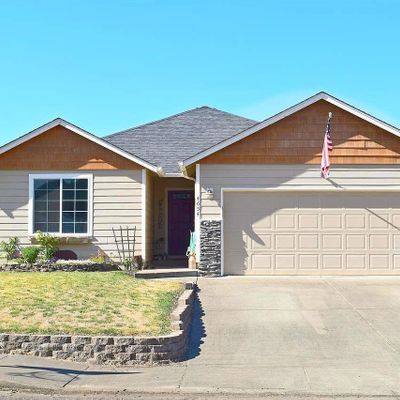 4654 Live Oak St, Sweet Home, OR 97386