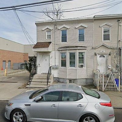 648 S 11 Th St, Newark, NJ 07103