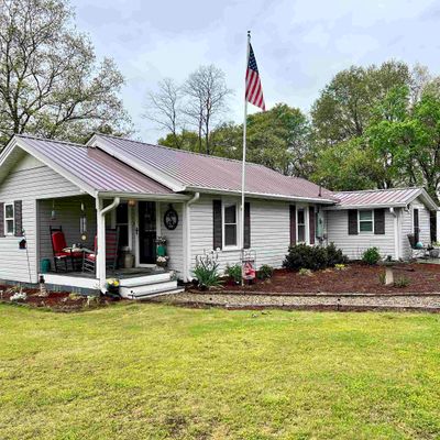 653 Green Lake Rd, Chesnee, SC 29323