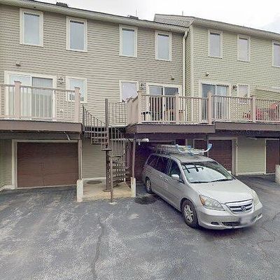 70 Austin St #15, Lowell, MA 01854