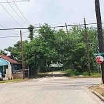 709 Bringhurst St, Houston, TX 77020