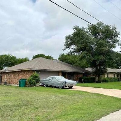 710 Dogwood Dr, Cedar Hill, TX 75104