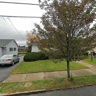 717 Mill St, Dunmore, PA 18512