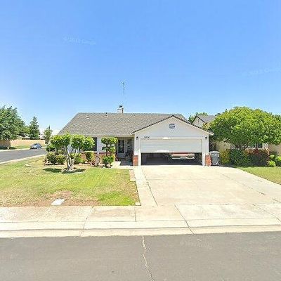 5930 Secretariat Ct, Riverbank, CA 95367