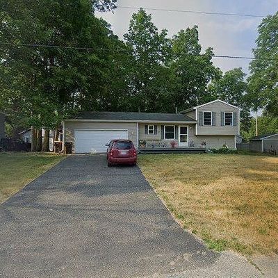 609 W Plain St, Eaton Rapids, MI 48827