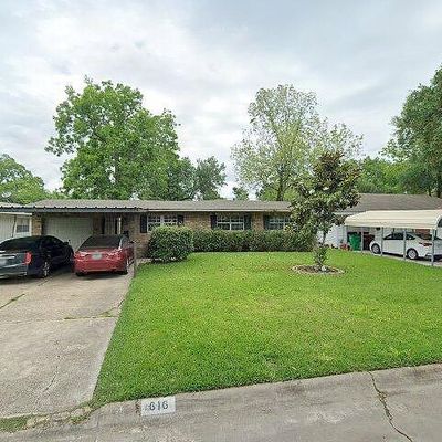 616 Lloyd Ln, Baytown, TX 77521