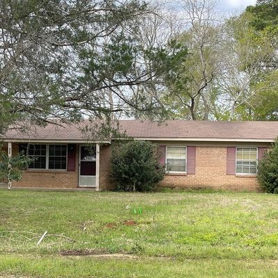 808 Boling St Ne, Magee, MS 39111