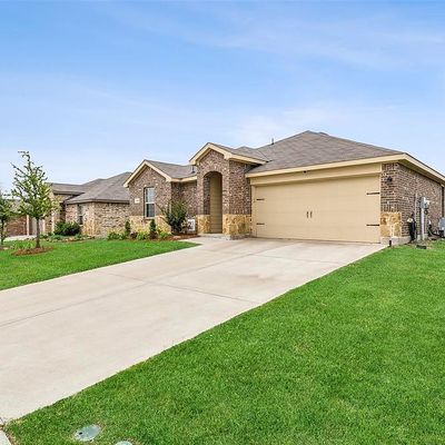 810 Meadow Creek Ln, Josephine, TX 75189