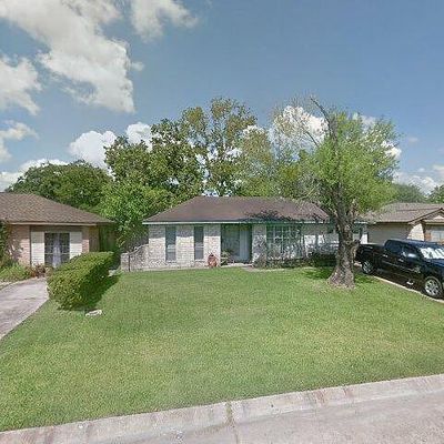 811 Hollycrest Dr, Channelview, TX 77530