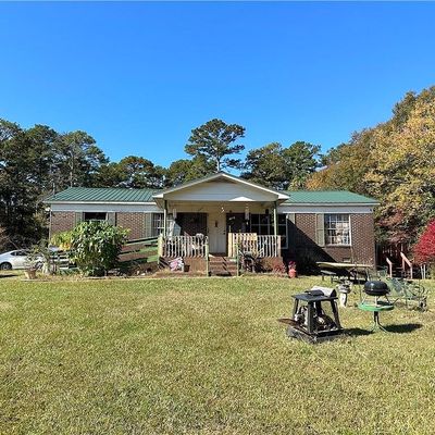 814 Brookdale Rd, Toccoa, GA 30577