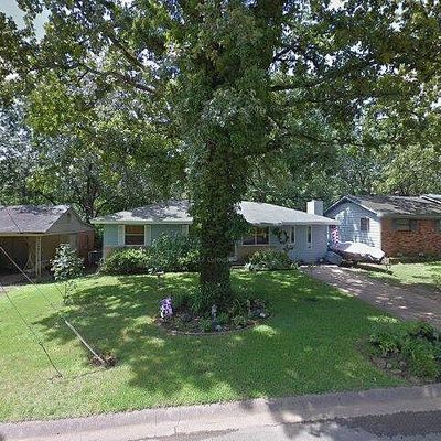 828 W 51 St St, North Little Rock, AR 72118