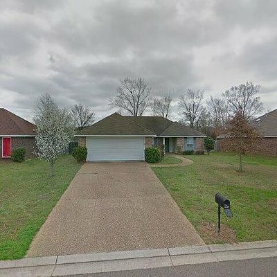 720 Prominence Dr, Flowood, MS 39232