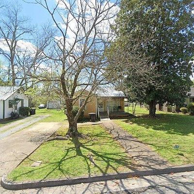 738 Sunnyvale Dr, Gadsden, AL 35901