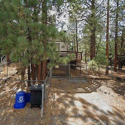 754 Spruce Ln, Sugarloaf, CA 92386