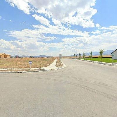 796 W Cherry Orchard Ln, Grantsville, UT 84029