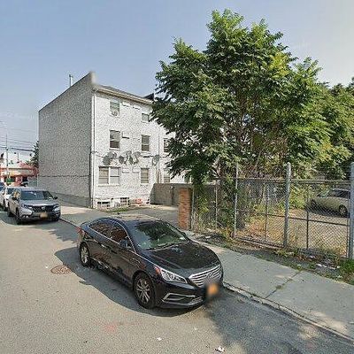 10106 101 St Ave, Ozone Park, NY 11416