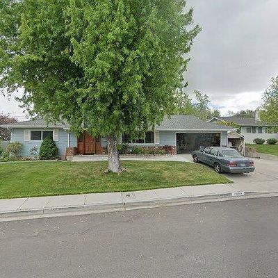 1030 Pine Ridge Dr, Reno, NV 89509