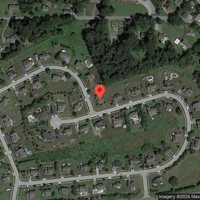 946 Hillcrest Dr, Kinzers, PA 17535