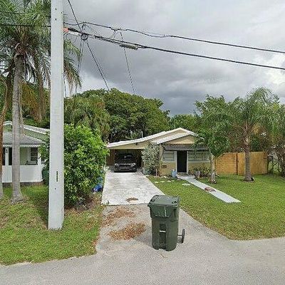 953 Ne 37 Th St, Oakland Park, FL 33334