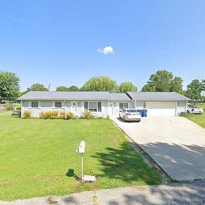 112 Pineview Dr, Vincennes, IN 47591